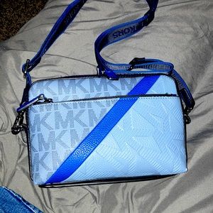 Michael Kors cross fit bag blue like new